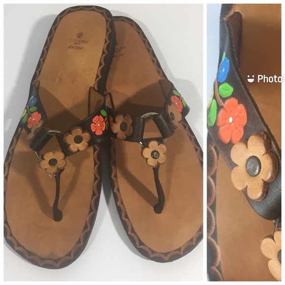 Vintage Style Shoes - Mexican Hand Tooled Leather Flip Flop Sandals - 8